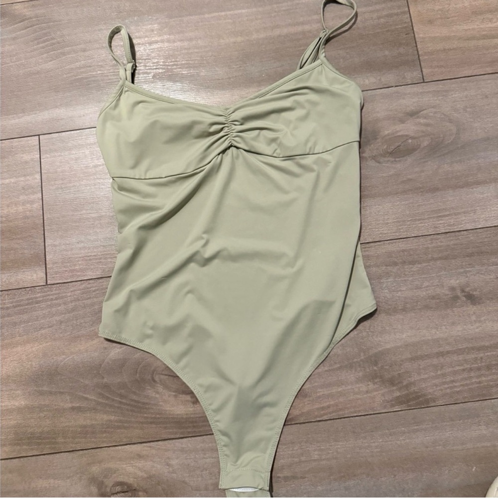 PRINCESS POLLY BODYSUIT